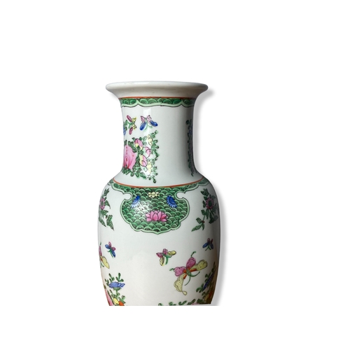 232 - A collection of various Chinese porcelain vases.