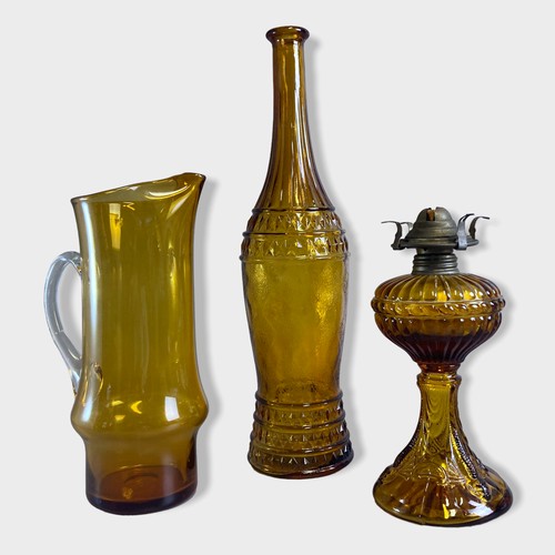 200 - Antique Amber glass Oil lamp with large Amber glass Jug & vase.
Tallest - 40cm tall