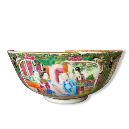 103 - A collection of Chinese export porcelain fruit bowls, Mug and a saucer.