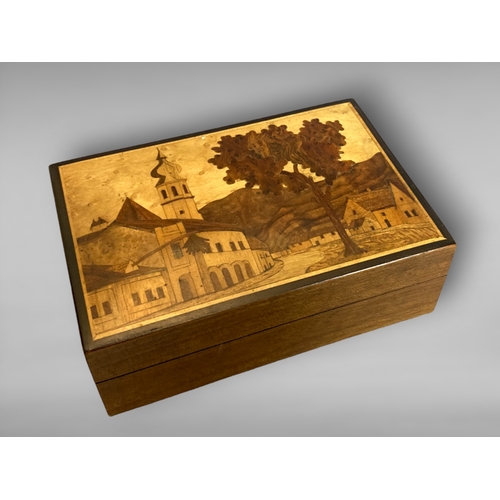 157 - A 19th Century Continental Marquetry inlaid Jewellery Box.
5 x 15 x 10cm