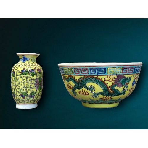 160 - A COLLECTION OF CHINESE PORCELAIN, INCLUDING QIANLONG EXPORT PLATES, DISH, BOWLS AND MORE.