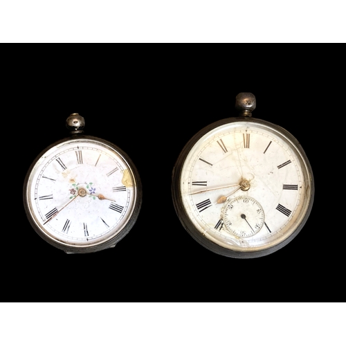 45 - A COLLECTION OF FIVE SILVER & GOLD PLATED POCKET WATCHES. INCLUDING A GOLD PLATED WALTHAM, EXAMPLE, ... 