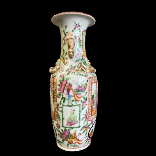 167 - A QING DYNASTY CHINESE FAMILLE ROSE BALUSTER VASE. OVERGLAZE ENAMEL PAINTED WITH COURT SCENES. BORDE... 