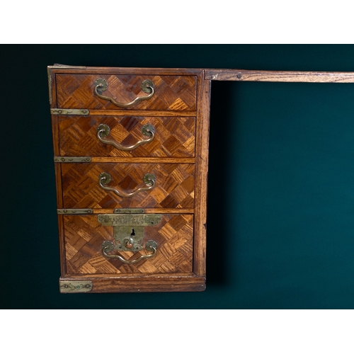 199 - A MEIJI PERIOD JAPANESE TANSU TRAVELING SCHOLARS DESK. TWIN PEDESTALS FITTED WITH DRAWERS. PARQUETRY... 