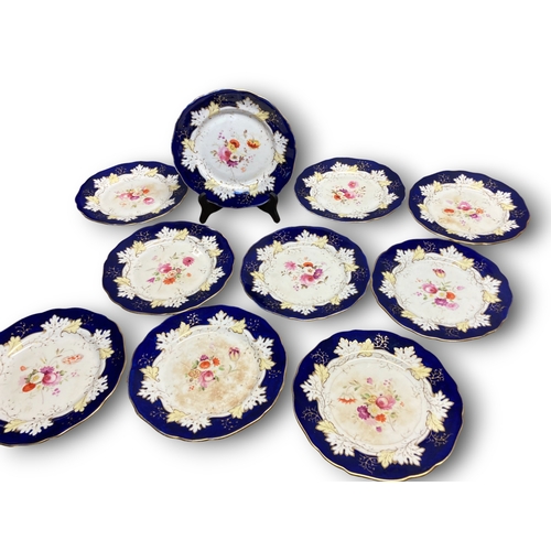 88 - A SET OF 10 VICTORIAN ENGLISH DESSERT PLATES.
HAND PAINTED. PATTERN 2/1549.