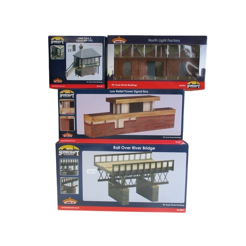 436 - A COLLECTION OF FOUR BACHMANN SCENECRAFT MODEL RAILWAY BUILDINGS.