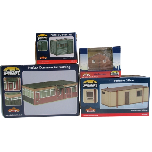 451 - A JOB LOT OF EIGHT BACHMANN SCENECRAFT MODEL RAILWAY BUILDINGS. 'OO' SCALE.