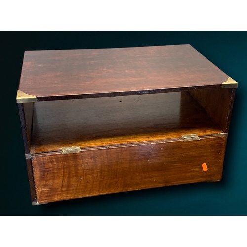 3 - A CAMPAIGN TRAVEL DESK / CHEST. WITH TWO DROP DOWN DRAWER FRONTS.
51 X 32 X 30 CM