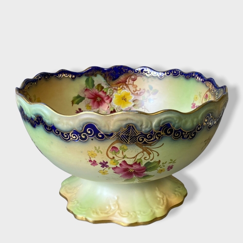 136 - A Wiltshaw & Robinson Carlton ware blush Fruit bowl and salad bowl. Heather & Cornucopia patterns.