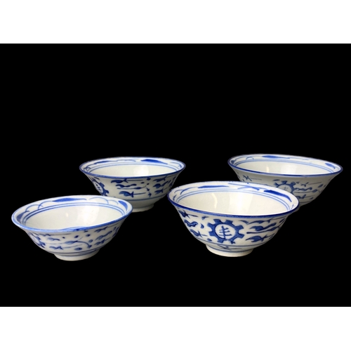 217 - A graduating set of Chinese porcelain graduated porcelain bowls.
Largest - 9.5 x 23cm