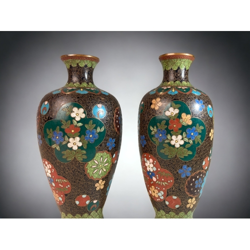 160 - A PAIR OF JAPANESE CLOISONNE VASES, TOGETHER WITH ONE OTHER. MEIJI PERIOD. 
TALLEST - 5CM TALL.