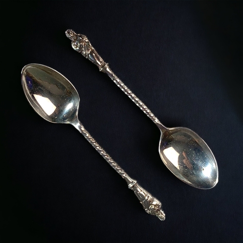 57 - A 925 SILVER SET OF SIX BOXED APOSTLE SPOONS.