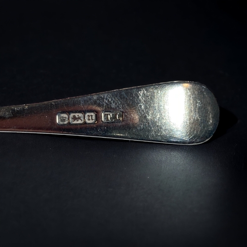 91 - A PAIR OF ENGRAVED 925 SILVER JAM SPOONS. 
H/M
13.5 CM 
44G