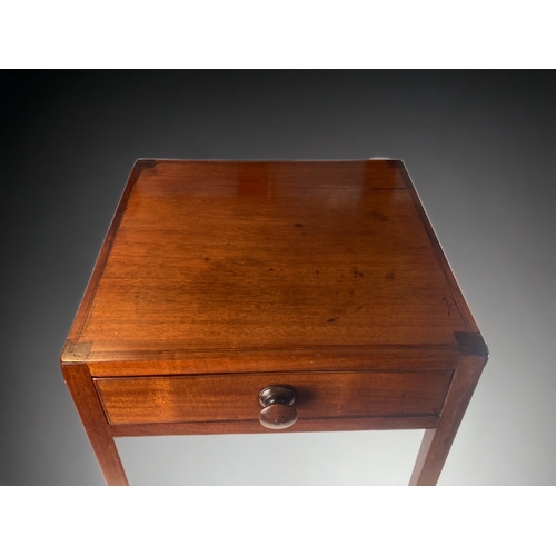 7 - A 19TH CENTURY MAHOGANY SIDE TABLE & DRAWER. TAPERED LEGS. 
46CM TALL.