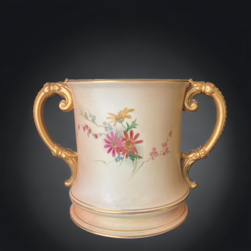 151 - A VICTORIAN ROYAL WORCESTER BLUSH WARE TWIN HANDLE LOVING CUP.  PAINTED SPRAYS OF FLOWERS.