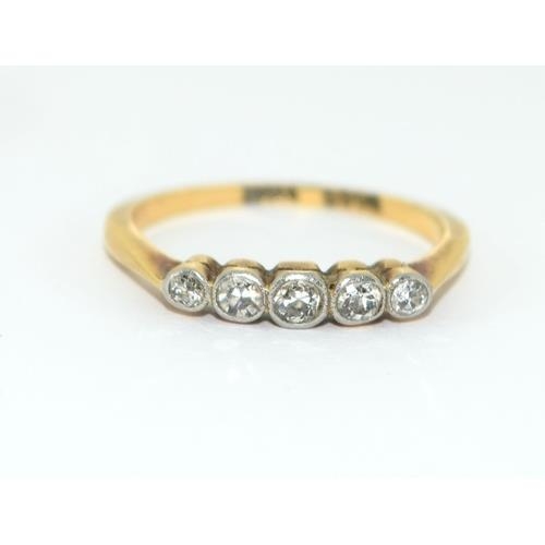 156 - 18ct gold ladies 5 stone diamond ring size L