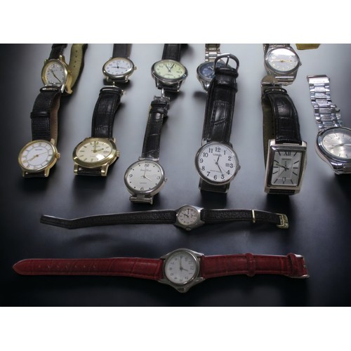 115B - A COLLECTION OF 19 VINTAGE DRESS WATCHES.