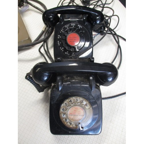 480 - 5 VINTAGE ROTARY & BUTTON DIAL TELEPHONES.