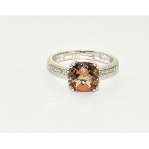 231 - 9ct white gold amber quarts and diamond shoulder ring size M