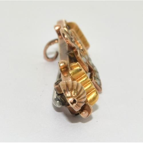 92 - 9ct gold tie pin set with pearl in an Anchor 3.7g