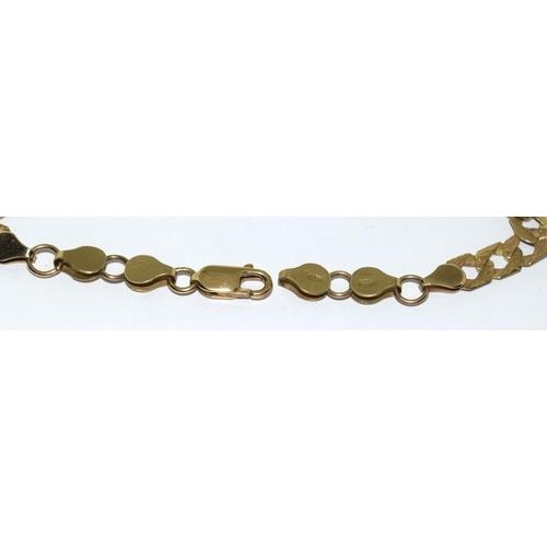 94 - 9ct gold fancy link 