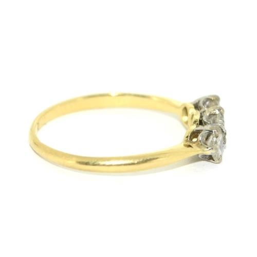 220 - 18ct gold and Platinum ladies 3 stone Diamond ring approx 0.333ct size M