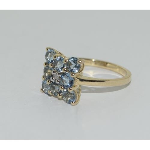 53 - A 9ct gold aquamarine ring Size L 1/2.