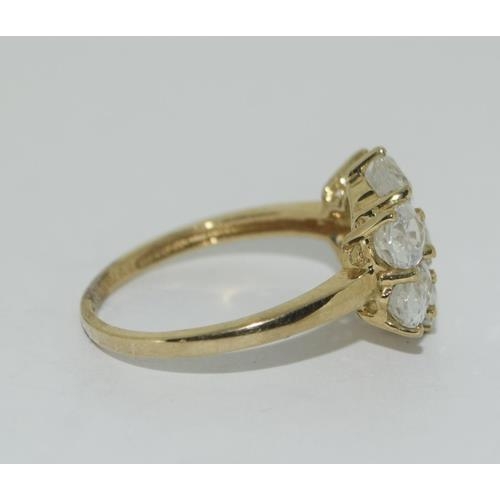 95 - 9ct gold white topaz ring Size S