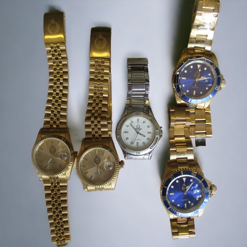 115C - A COLLECTION OF WATCHES & PARTS FOR SPARES AND REPAIRS.