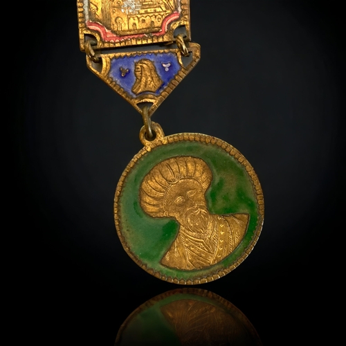 190 - A RARE PERSIAN GRAND TOUR BRASS & ENAMEL FOB CHAIN.
CIRCA 1900.
EACH LINK INDIVIDUALLY DECORATED WIT... 