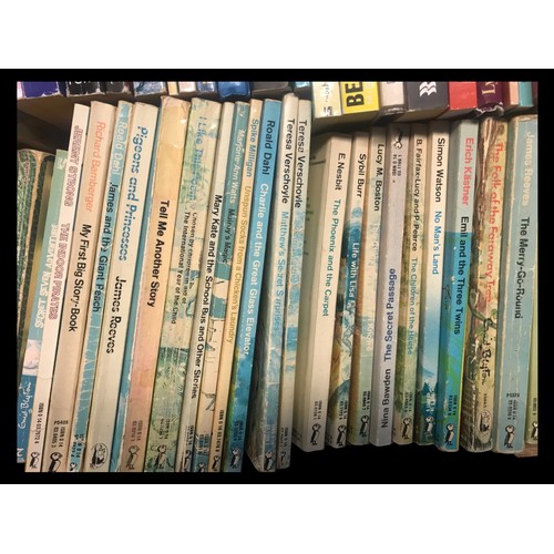 352 - A COLLECTION OF CHILDRENS BOOKS INCLUDING ENID BLYTON AND PADDINGTON BEAR ETC