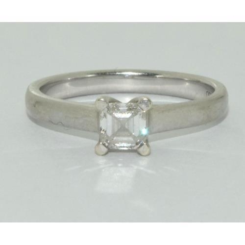 211 - 9ct white gold ladies Princess cut Diamond ring approx 0.33ct size N