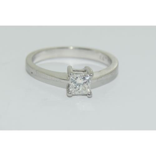 215 - Platinum ladies Diamond solitaire ring H/M in ring as 0.33ct size K