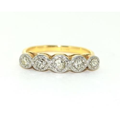 37 - 18ct gold ladies 5 stone Diamond ring approx 0.25ct size O