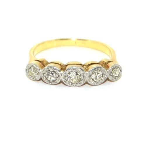 37 - 18ct gold ladies 5 stone Diamond ring approx 0.25ct size O