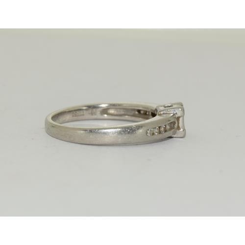 270 - Platinum Ladies Diamond ring set with Diamond shoulders and H/M in ring as 0.25ct size K