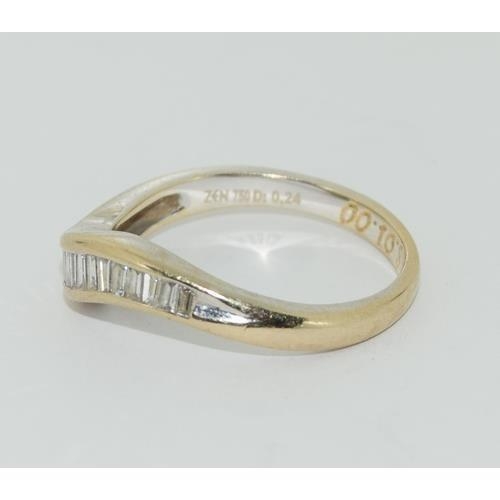 282 - 18ct gold Diamond wave set ring with baguette cut diamond approx 1ct size O