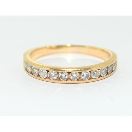 255 - 18ct gold ladies Diamond 1/2 eternity ring of approx 0.75ct size Y