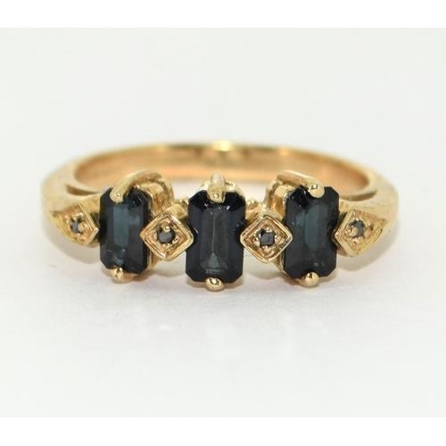 77 - 9ct gold ladies Antique set sapphire bar ring size N