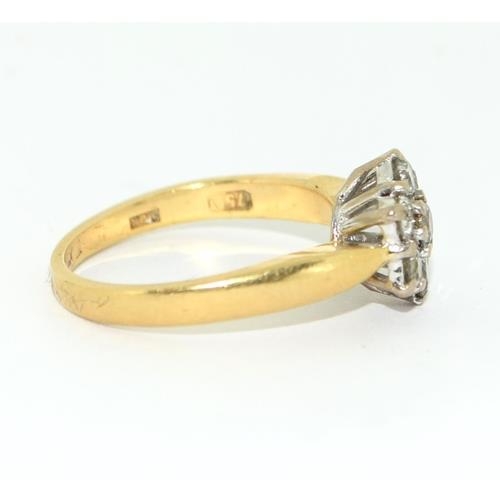 93 - 18ct gold ladies Diamond Daisy ring approx 0.50ct size N