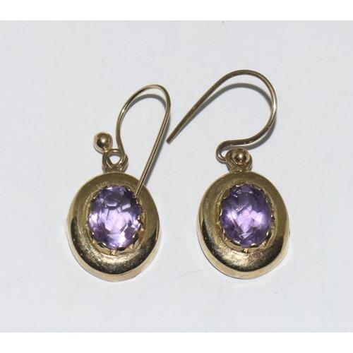 114 - 9ct gold amethyst earrings