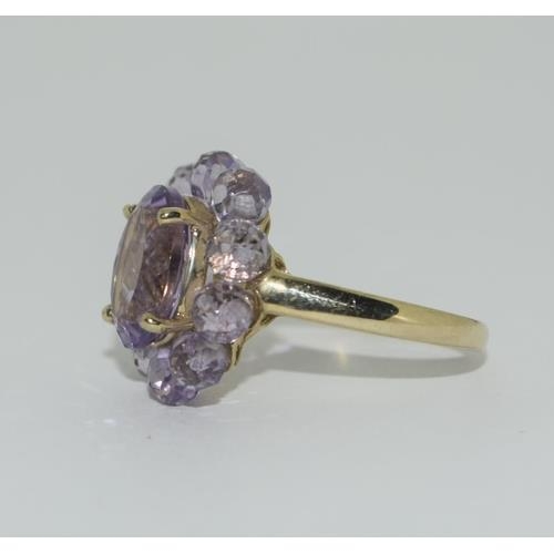 269 - A 9ct gold Amethyst briolette cluster ring Size O