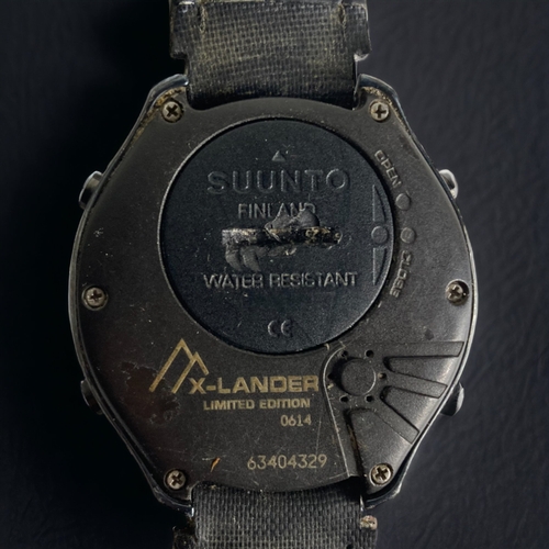 111 - A SUUNTO X-LANDER LIMITED EDITION MILITARY MENS WRISTWATCH.