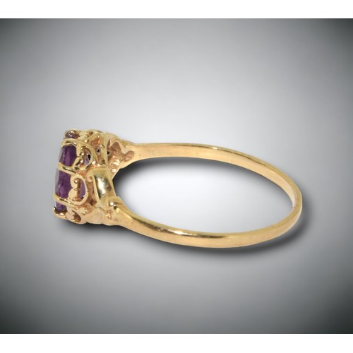 118 - A 9ct Gold & Amethyst solitaire ladies Ring. 
Size M