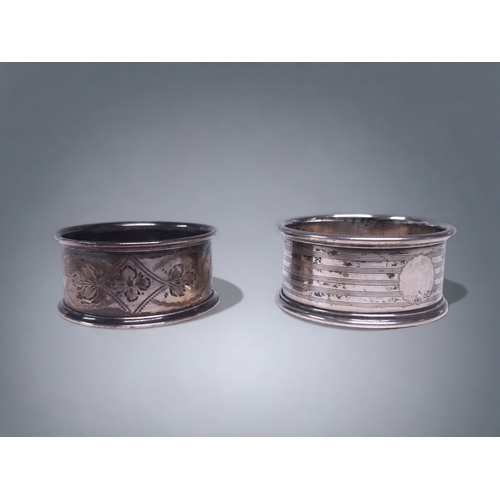 75 - A COLLECTION OF SIX ANTIQUE STERLING SILVER NAPKIN RINGS. INCLUDES LONDON & CHESTER HALLMARKS.
116.7... 