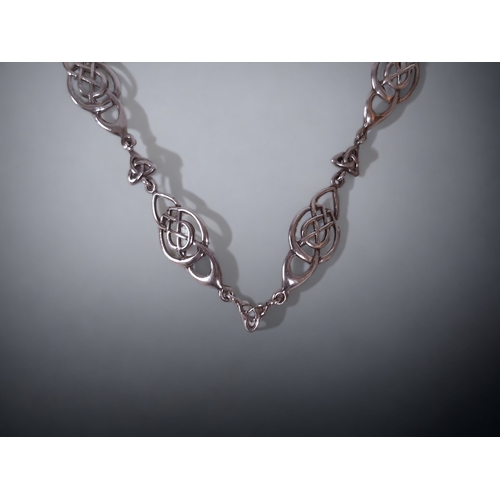 Silver ladies hot sale chain design