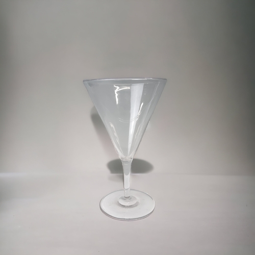 259 - HARRY POWELL STYLE GLASS CARAFFE, DECANTER & WINE GLASS.