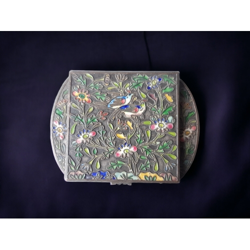 31 - A CHINESE REPUBLIC PERIOD ENAMEL CLOISONNE BOX. DEPICTING EXOTIC BIRDS & BLOSSOMS. 
4.5 X 11CM