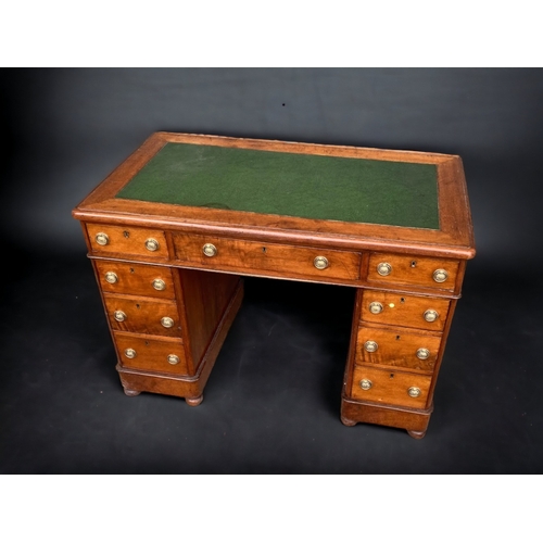 87 - A VICTORIAN LADIES PEDESTAL LEATHER TOPPED WRITING DESK.