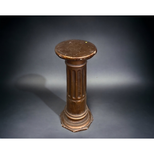 88 - A VINTAGE PLASTER COLUMN TORCHERE STAND.